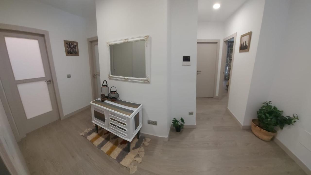 Stone House Rooms ปอร์ริญโญ ภายนอก รูปภาพ