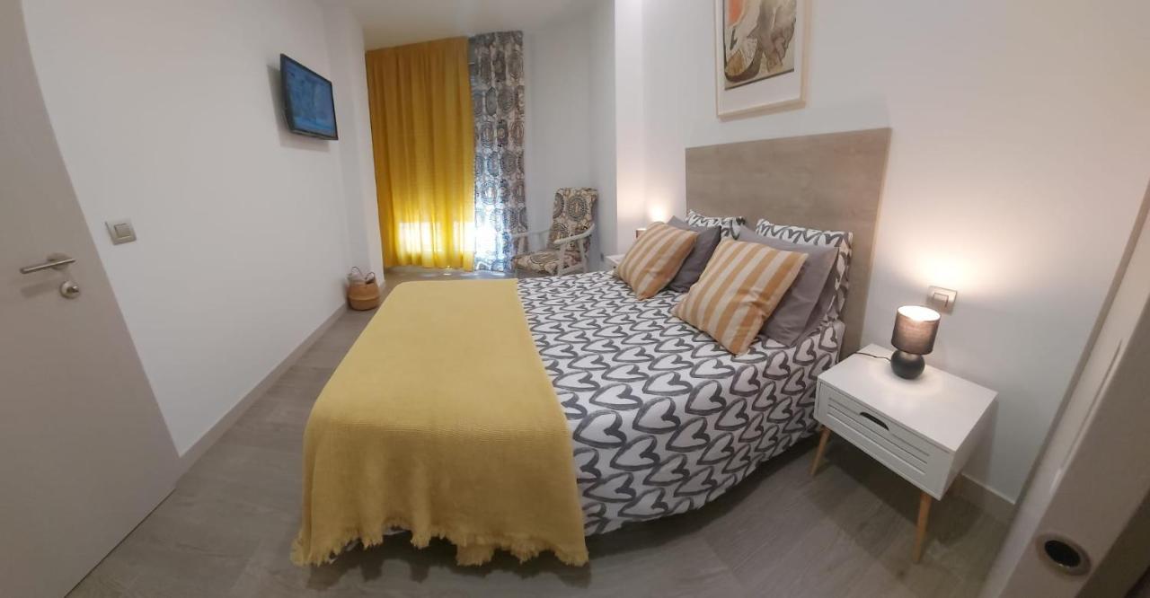 Stone House Rooms ปอร์ริญโญ ภายนอก รูปภาพ